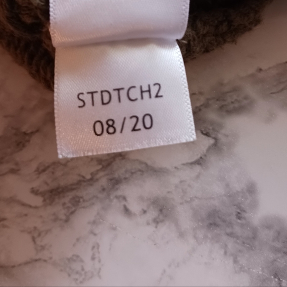 Aeropostale Cropped Olive cable knit pull over hooded sweater womens small - Picture 10 of 10